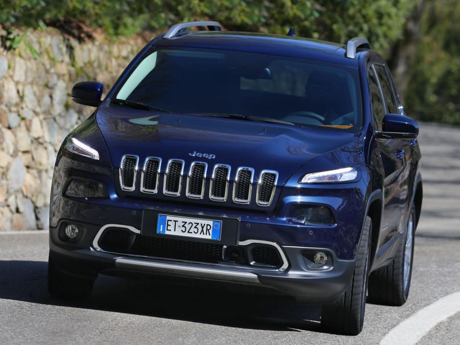  Jeep Cherokee Limited 2014 года  (EU) (фото 20 из 25)